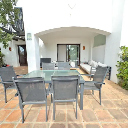 En Monteros 아파트 *