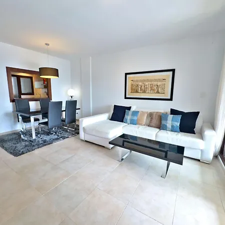 En Monteros * 马尔韦利亚